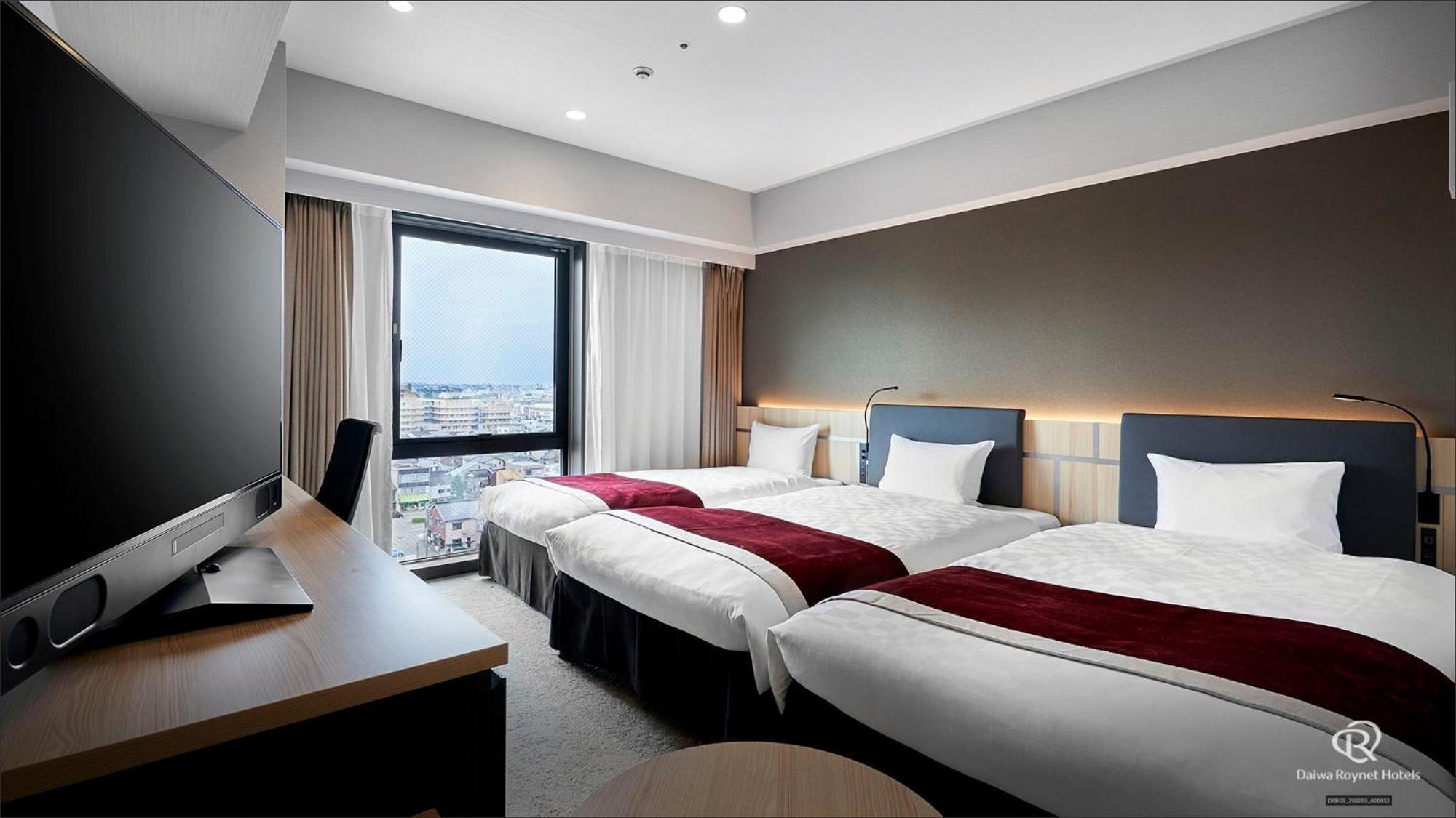 Daiwa Roynet Hotel Kanazawa Eki Nishiguchi חדר תמונה