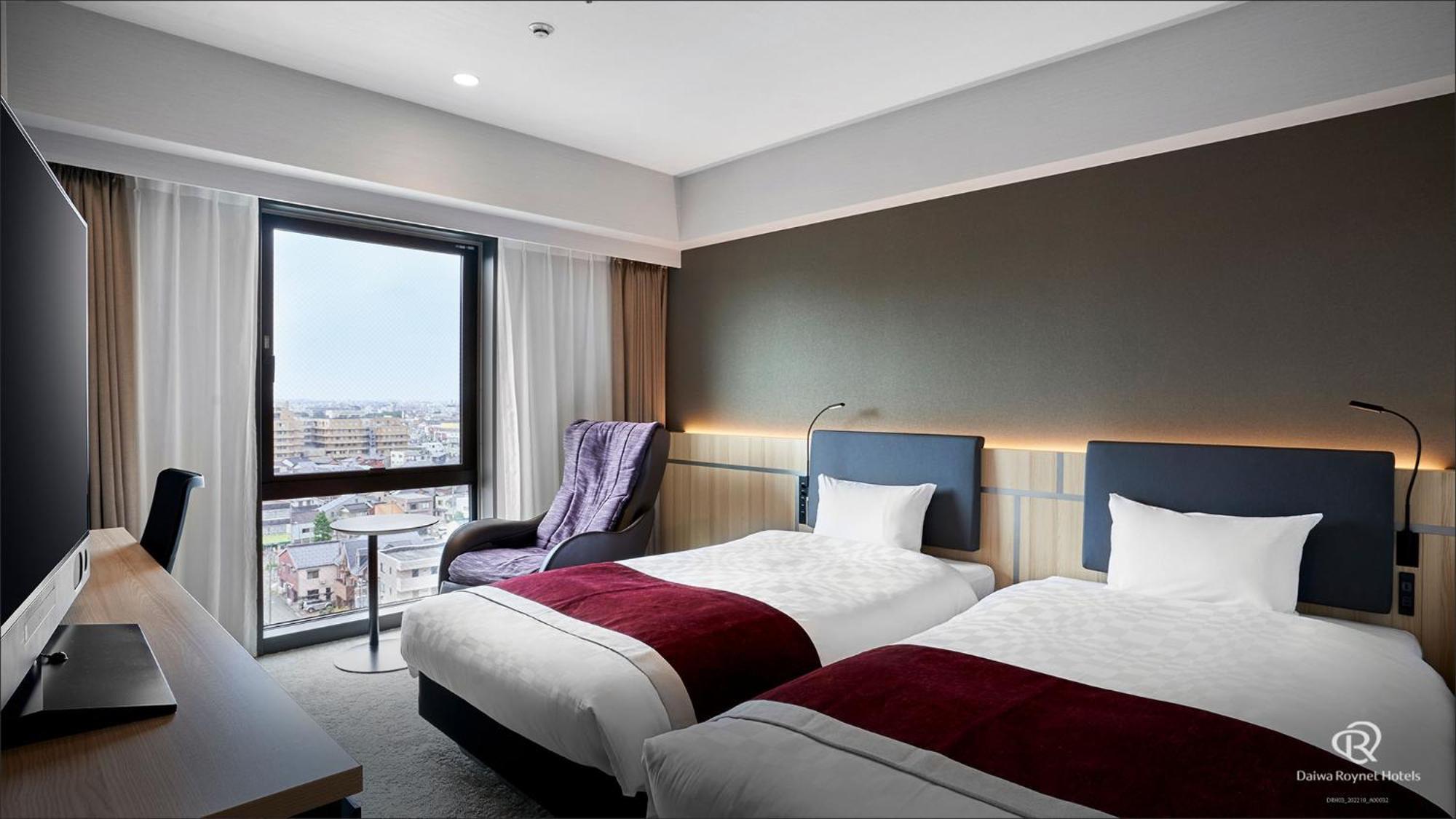 Daiwa Roynet Hotel Kanazawa Eki Nishiguchi חדר תמונה